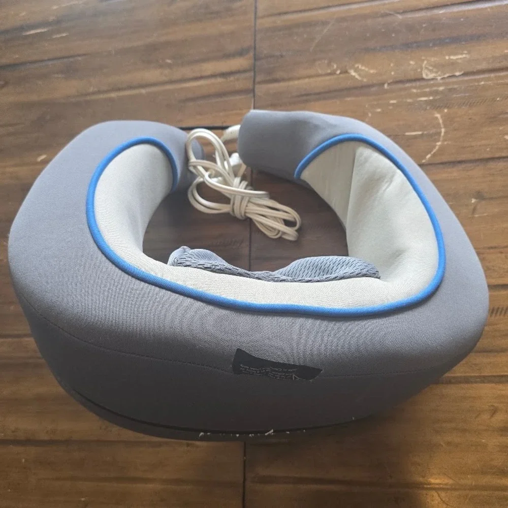 Conair NM10 Dual Neck and‎ Shoulder Massager with Heat Grey Blue Corded Electric